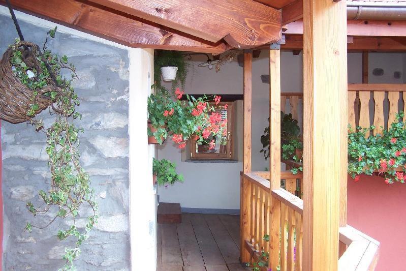 Appartamenti Vacanze E Camere Roccetta Fiorita Петенаско Екстериор снимка
